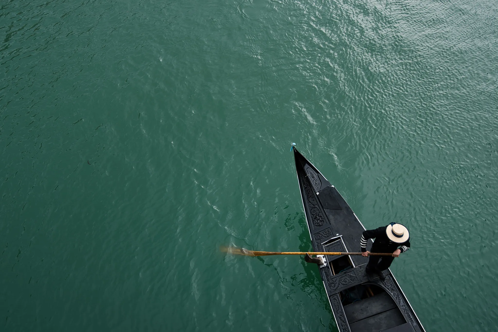 Light/shadow interplay